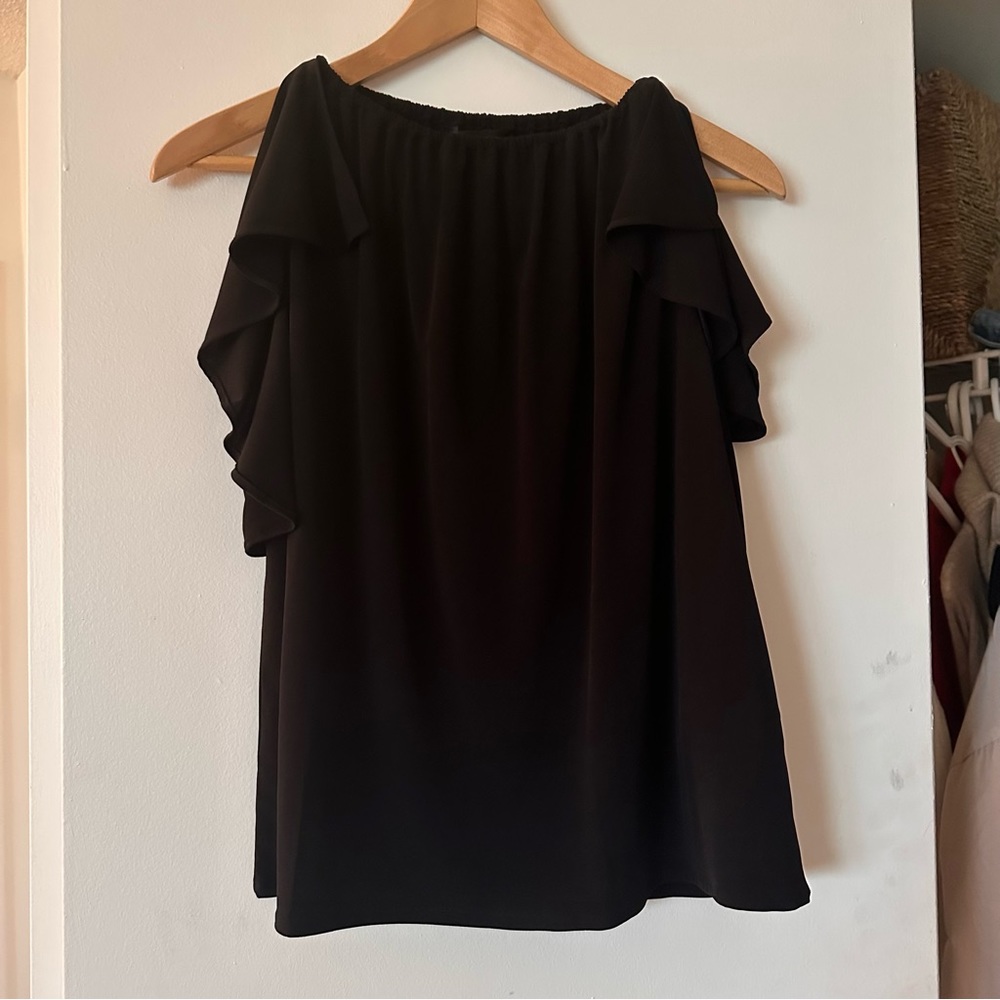 Banana Republic ruffle sleeve blouse